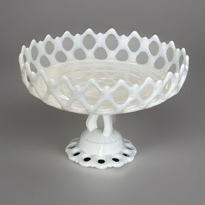 Westmoreland White Milk Glass Doric Lace Pedestal Compote Cake Plate Fruit Bowl